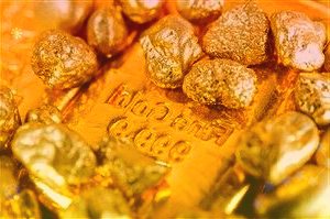 爆单！球迷美团急购投影仪、电火锅，外卖单量涨超160%；还有这些上市公司